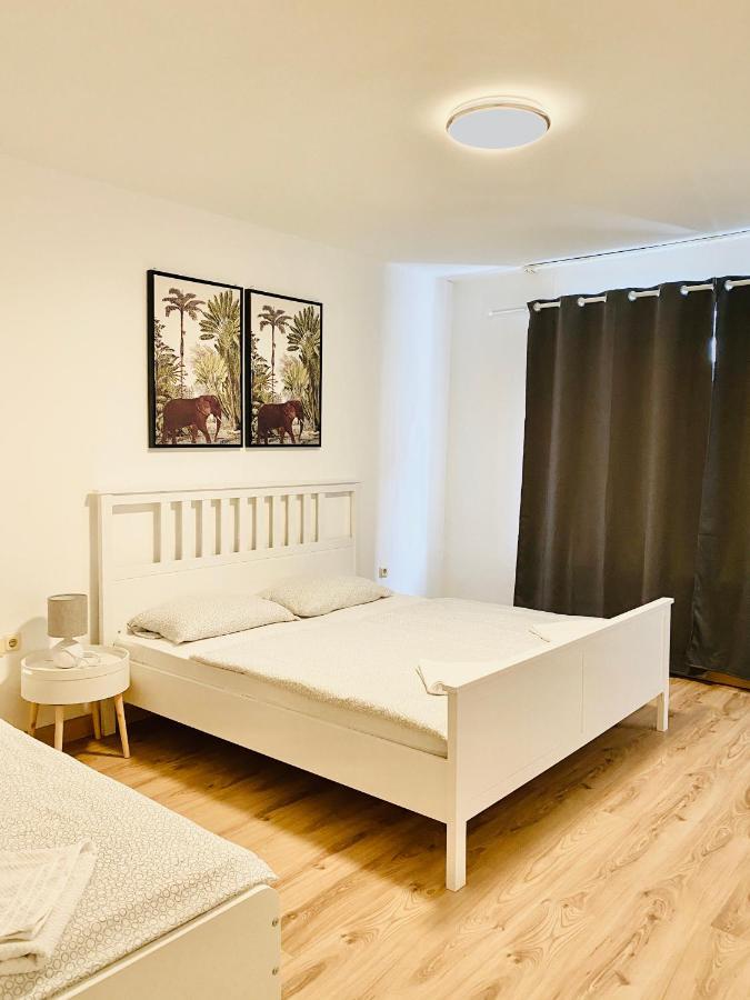 Tm Aparts Dortmund Buitenkant foto A bedroom
